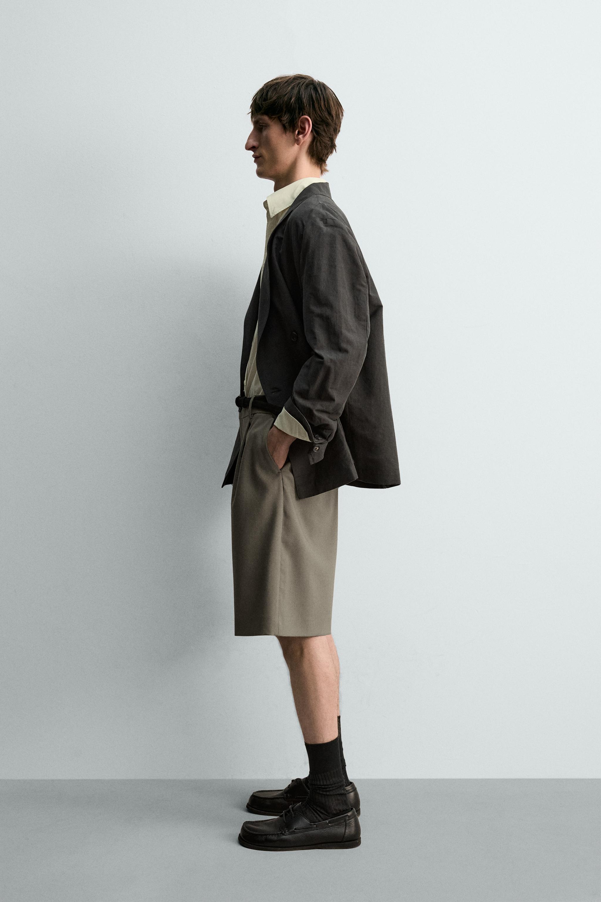 100% WOOL PLEATED SHORTS